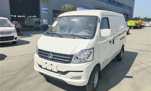 長(zhǎng)安V3面包冷藏車 